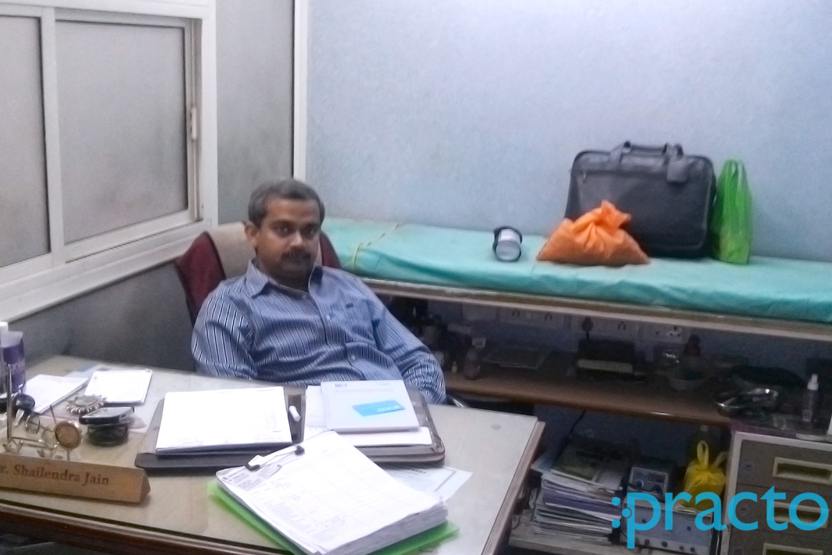 OPD/Ward at Dr. Shailendra Jain's Clinic Jawaharnagar Colony Agra