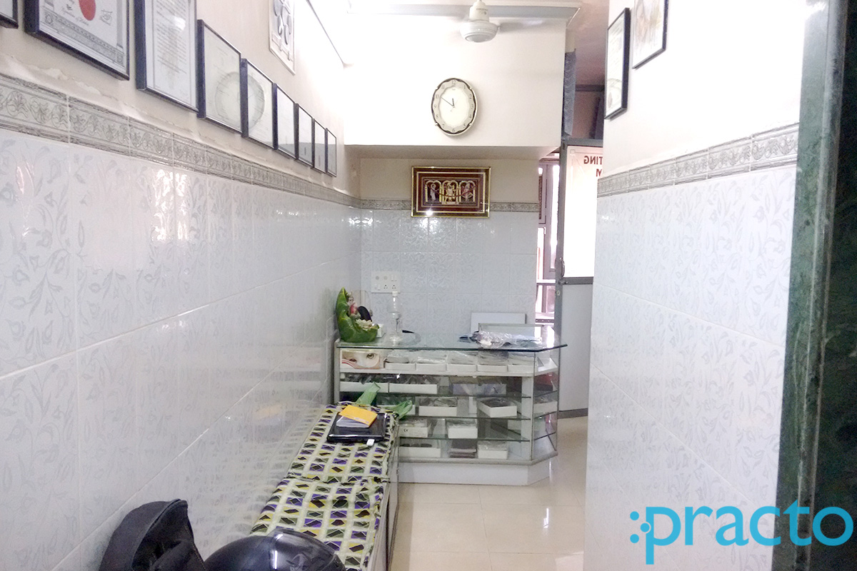 Waiting Area at Shri Vallabh Eye Clinic Kandivali West Mumbai