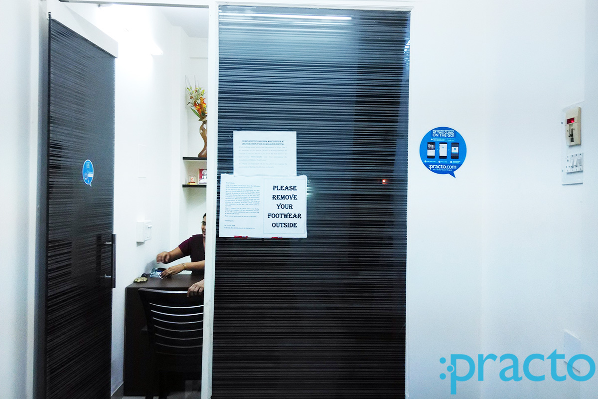Entrance at Life Care Homeopathic Clinic Kandivali West Mumbai