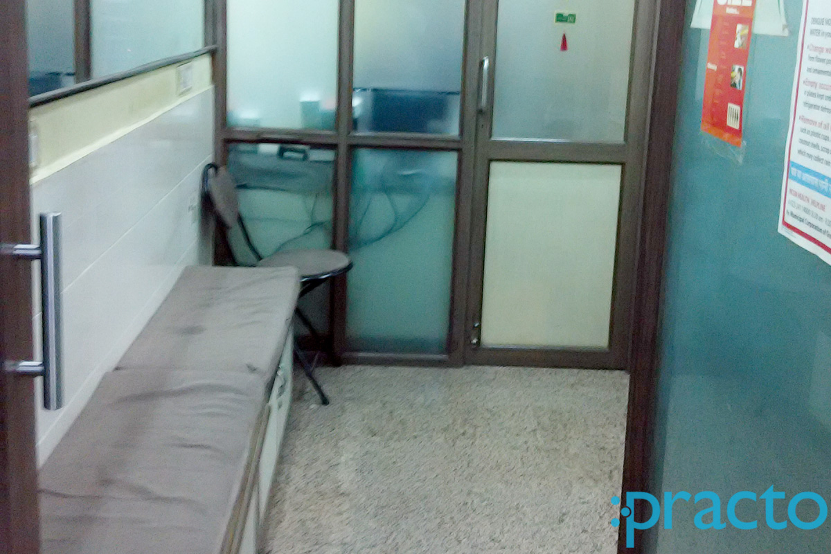 Waiting Area at Health Plus Slim Clinic Kandivali West Mumbai