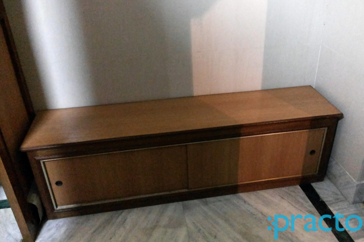 Waiting Area at Sunshine Clinic Manicktala Kolkata