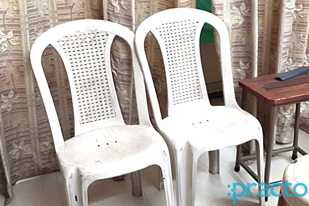 Waiting Area at Bhandari Clinic Moti Nagar Ludhiana
