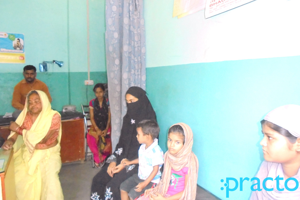 Waiting Area at Dr. Sarfaraz Khan Clinic Chowk Lucknow