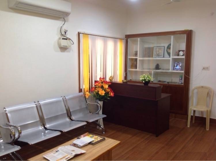 Uma's Dental Care Valasaravakkam Chennai