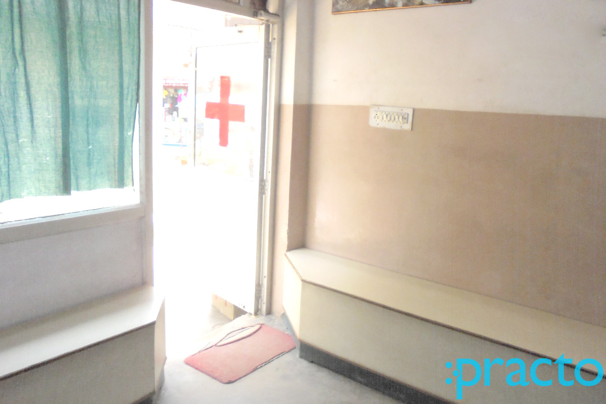 Waiting Area at Tuba Clinic Thakurganj Lucknow