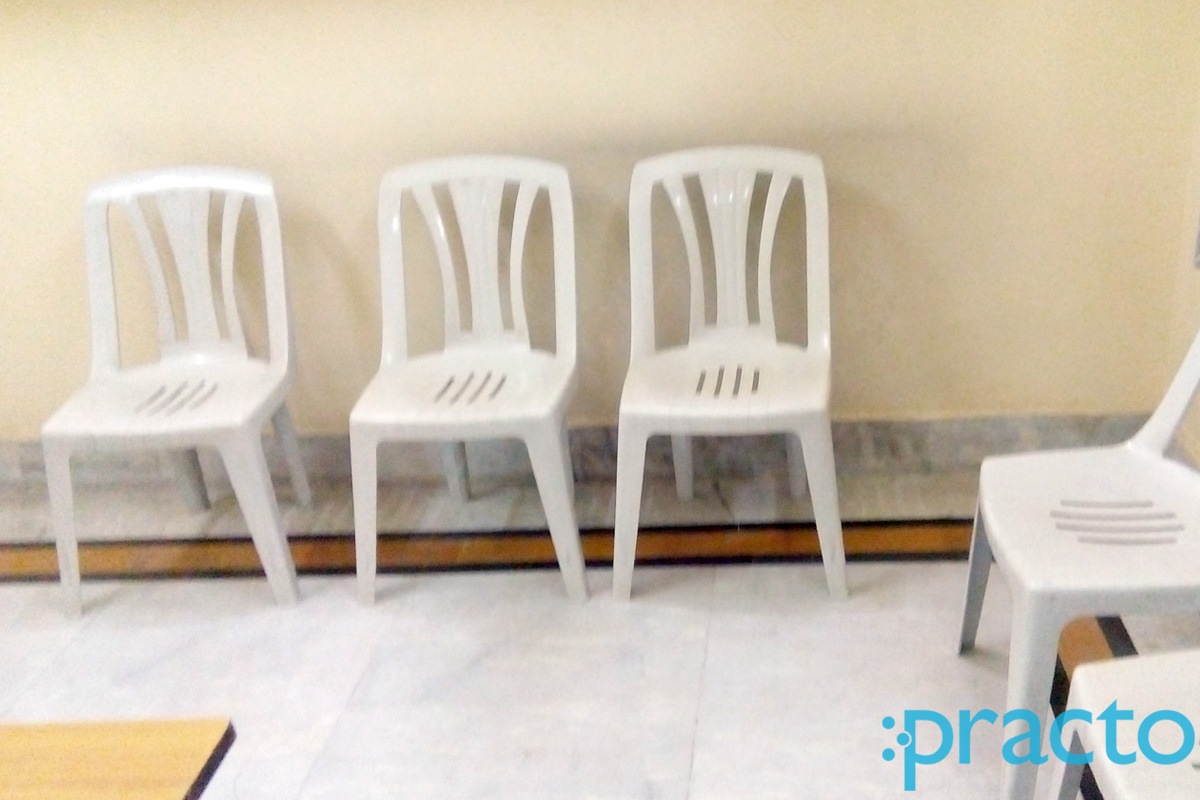 Waiting Area at Homeopathic Clinic Ashiyana Lucknow