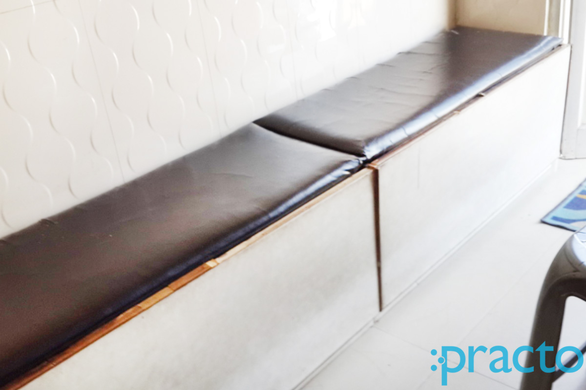 Waiting Area at Priya Clinic BRS Nagar Ludhiana