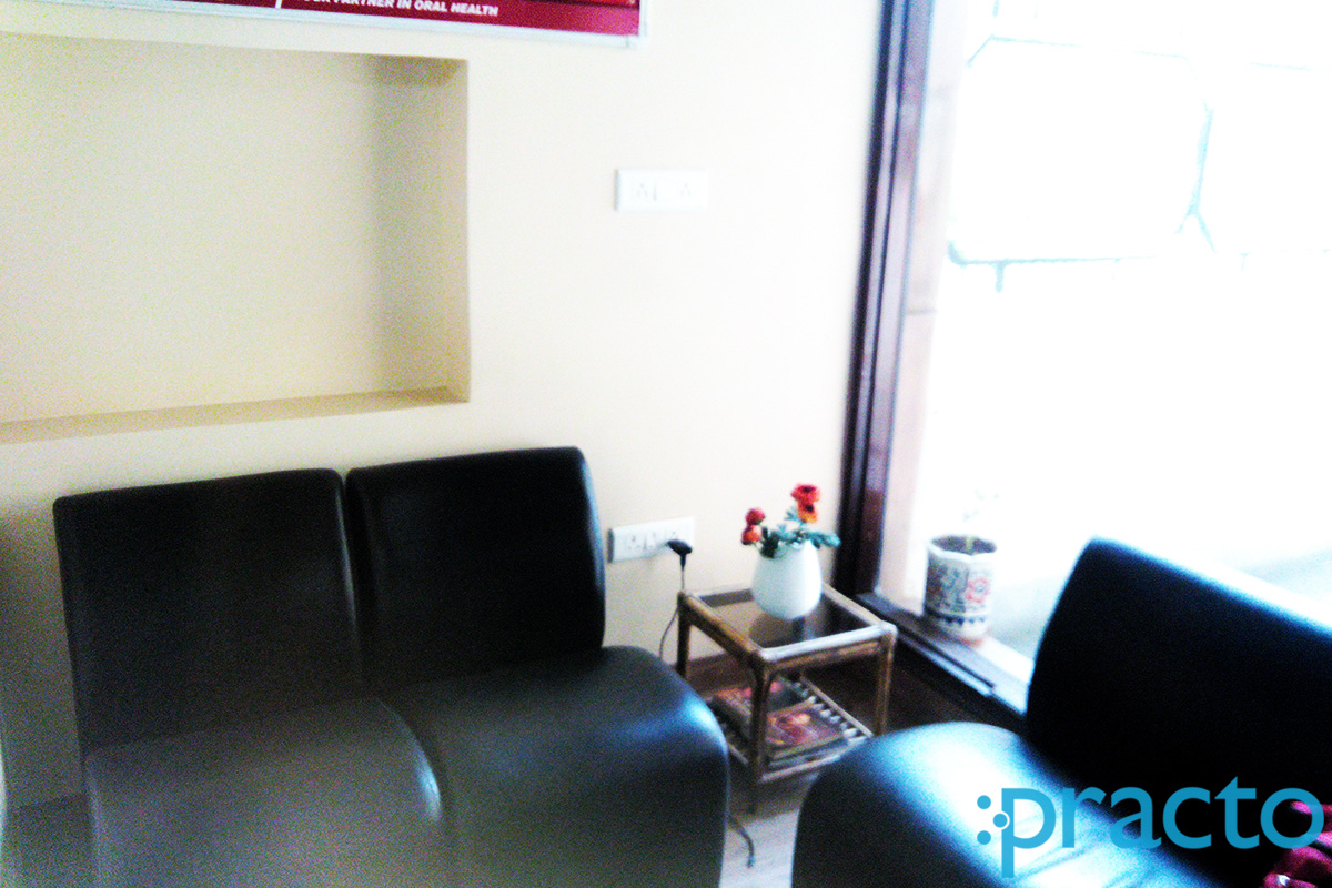 Waiting Area at Pannu's Dental Clinic Sector-21 Panchkula