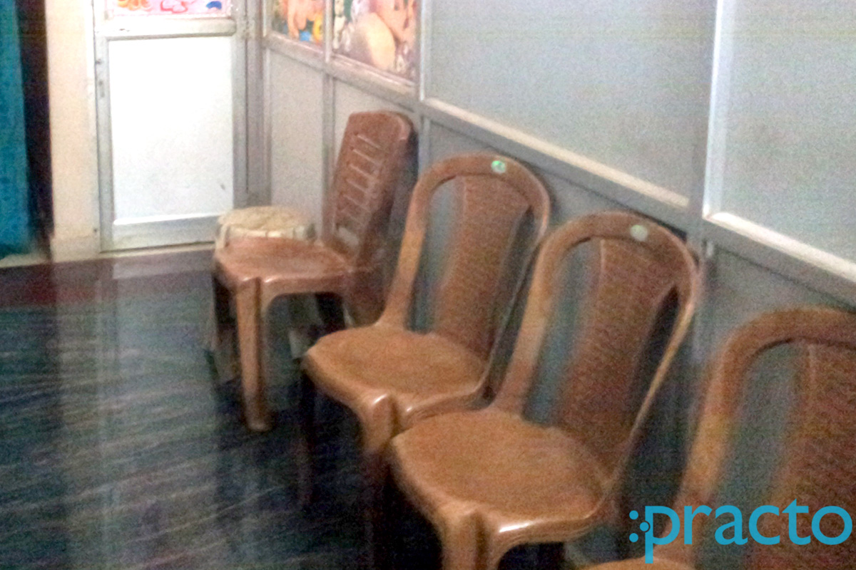 Waiting Area at Anjali Clinic Mathpurena Raipur