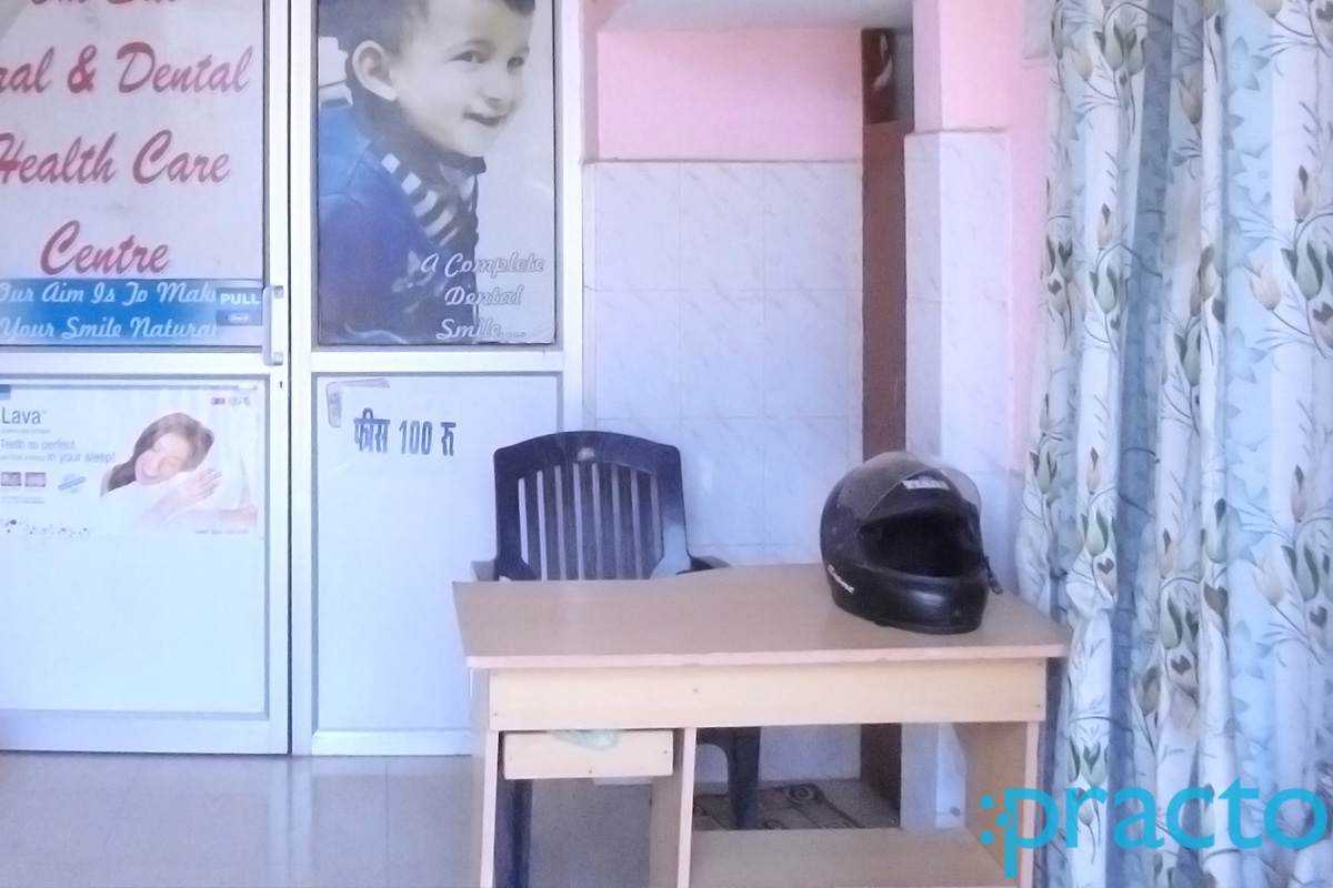 Reception at Om Sai Oral & Dental Health Care Centre Gomtinagar Lucknow