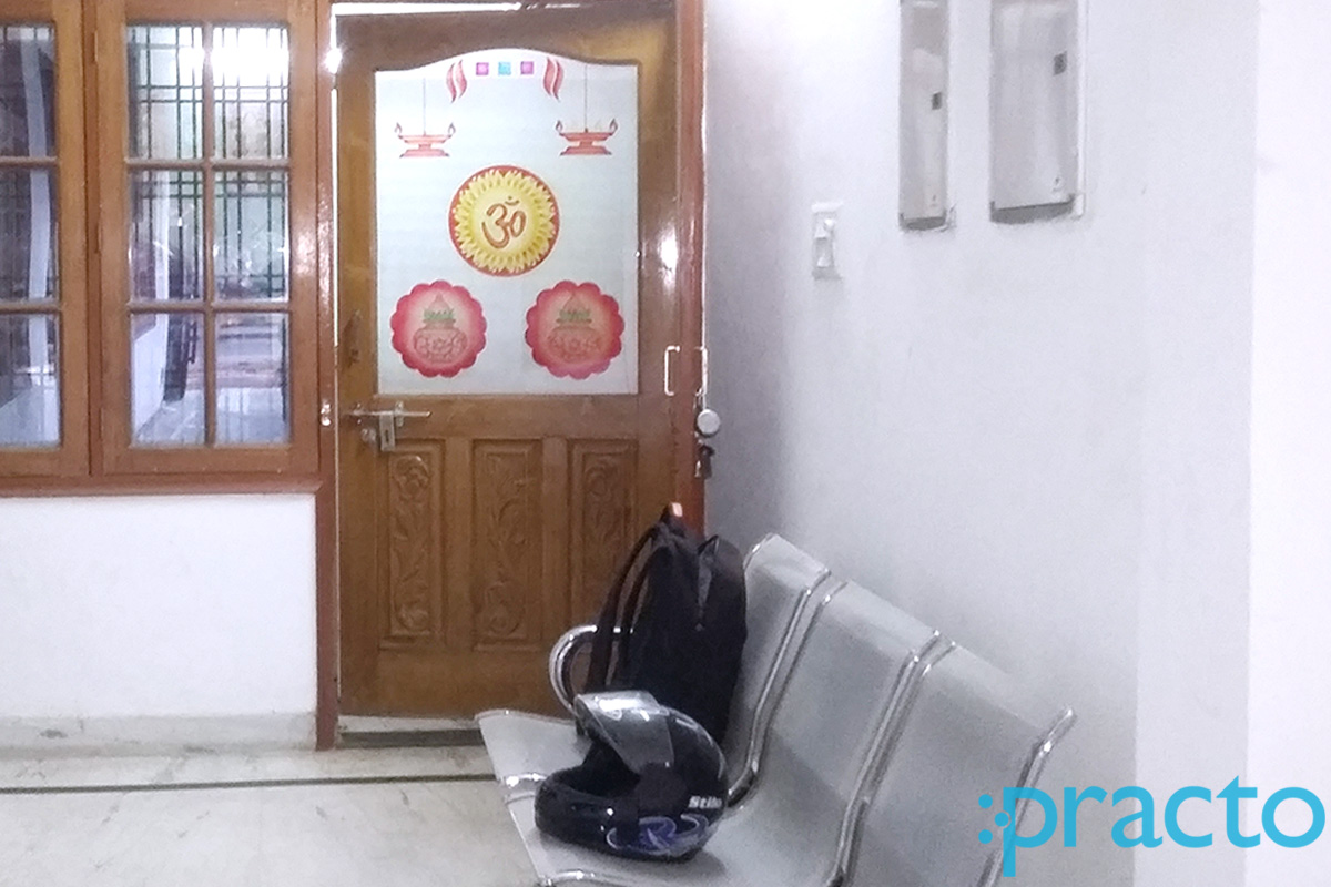 Waiting Area at Om Physiotherapy Center Indira Nagar Lucknow