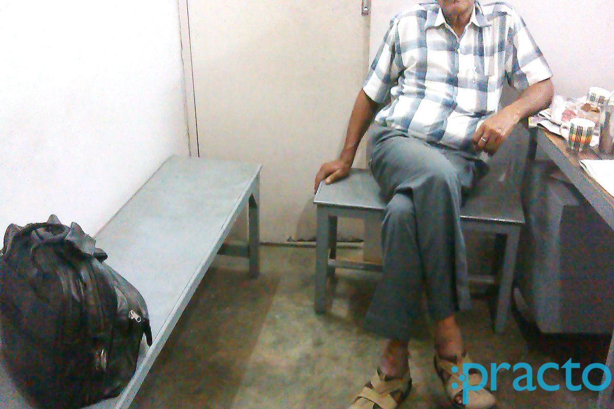 Waiting Area at Ajit Clinic Bharat Nagar Ludhiana