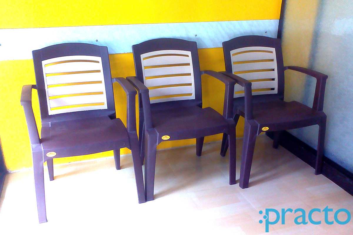 Waiting Area at Arya Dental Clinic Borivali East Mumbai
