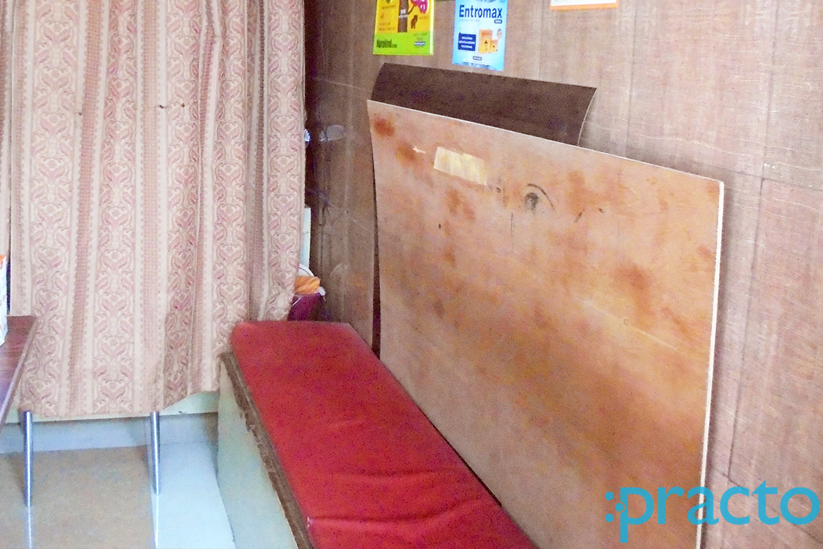 Waiting Area at Fatima Medical Centre Lucknow Chowk Lucknow