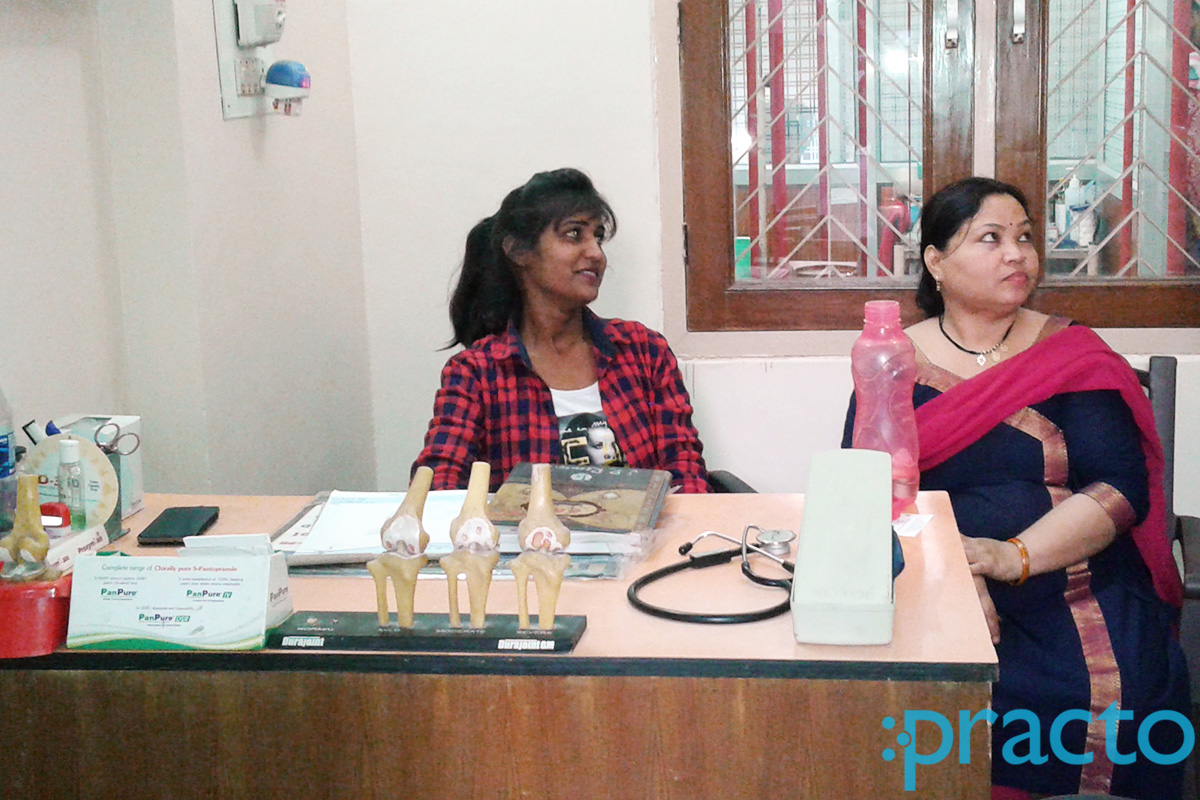 Reception at Krishna Ortho Clinic Indira Nagar Lucknow