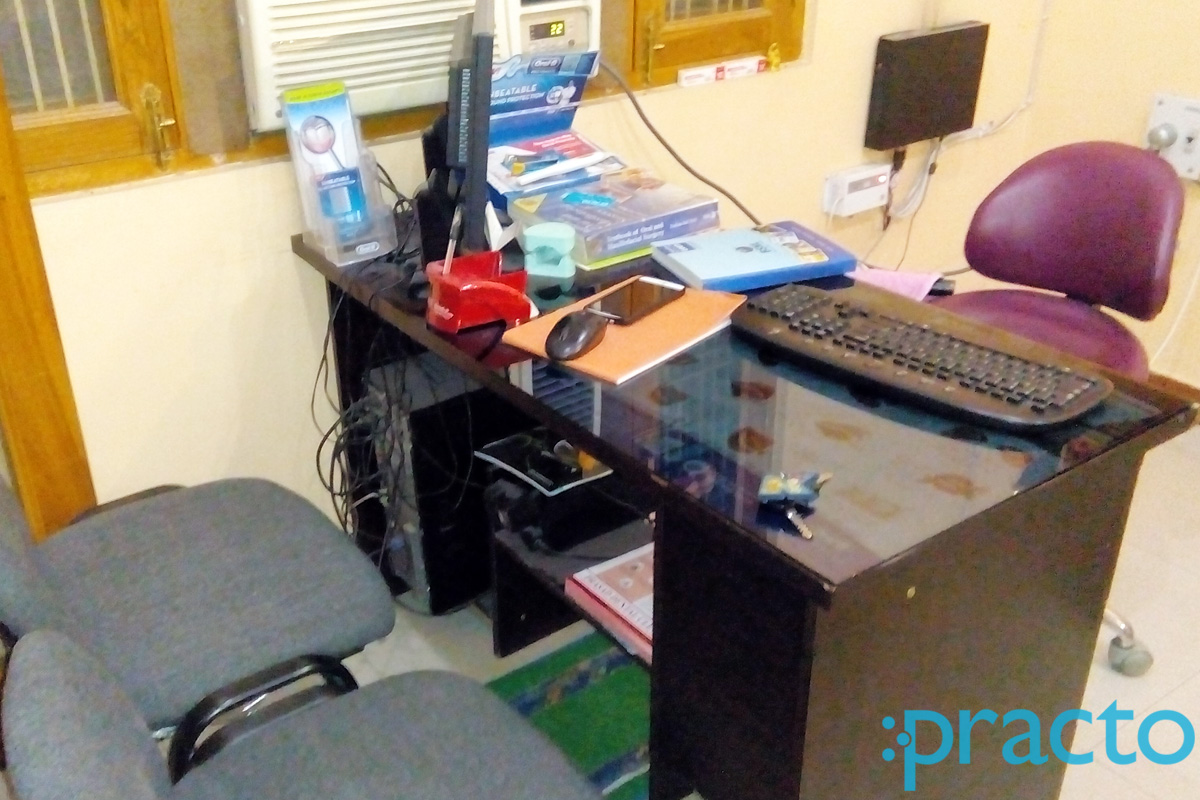 OPD/Ward at Prasad Dental Clinic Ashiyana Lucknow