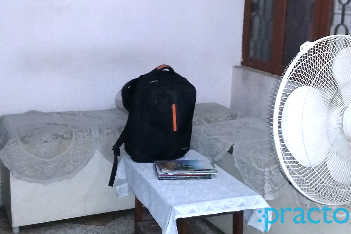 Waiting Area at Perfect Smile Dental Clinic And Implant Center Indira Nagar Lucknow