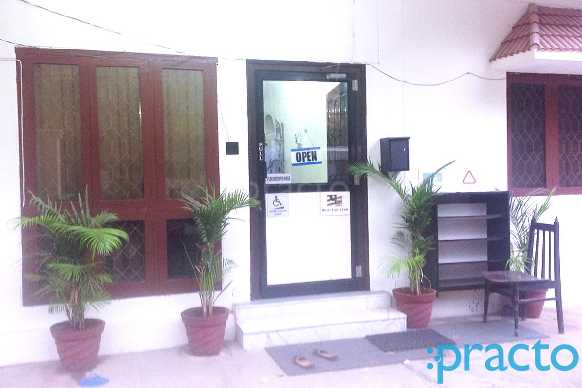 Entrance at Brindavan Health Clinic Tolichowki Hyderabad