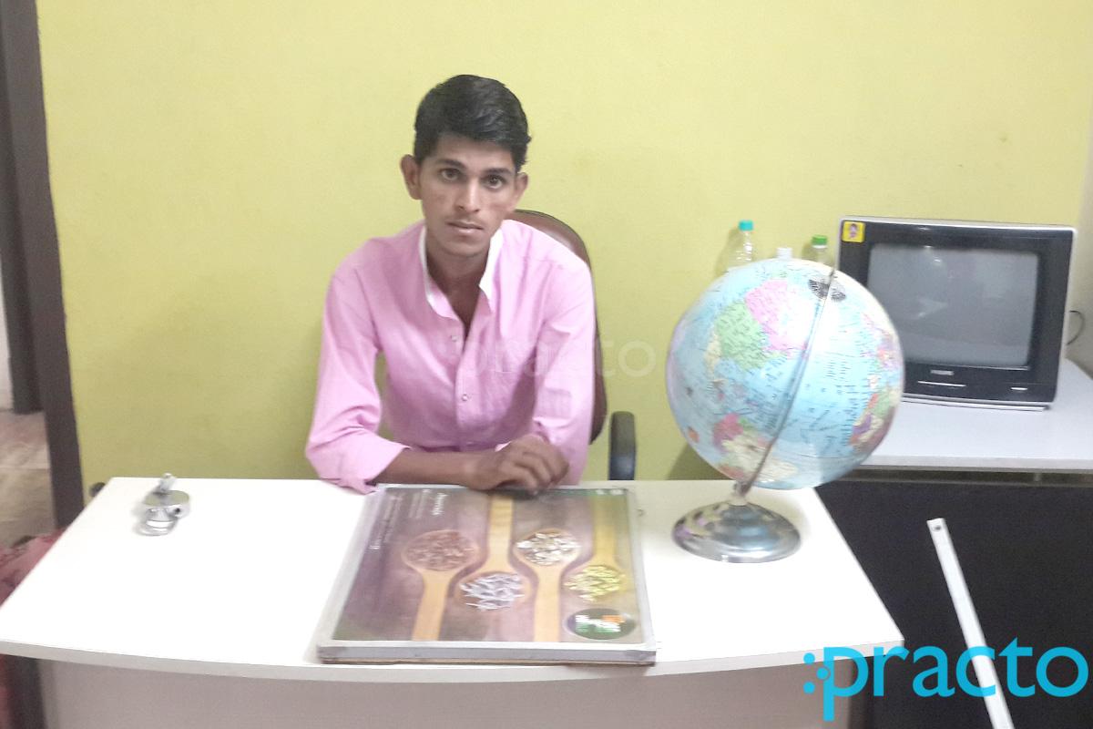 Reception at Chaitanya Dental Clinc Tilak Nagar Indore