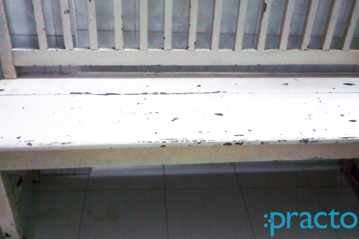 Waiting Area at Dr. M. H. Jain's Clinic Dahisar East Mumbai