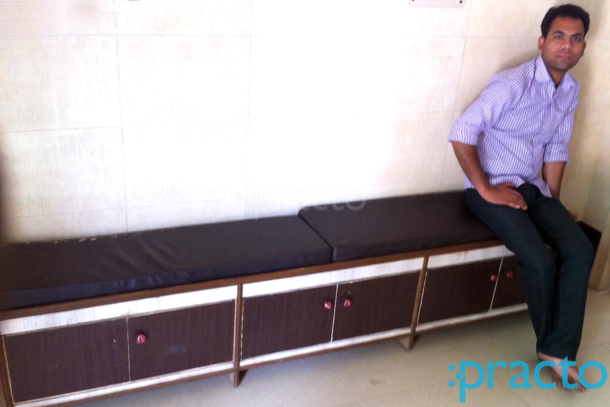 Waiting Area at Prakarti Netralaya Samsabad Agra