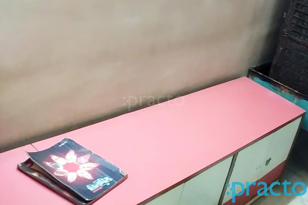 Waiting Area at Harode Clinic Gandhibagh Nagpur