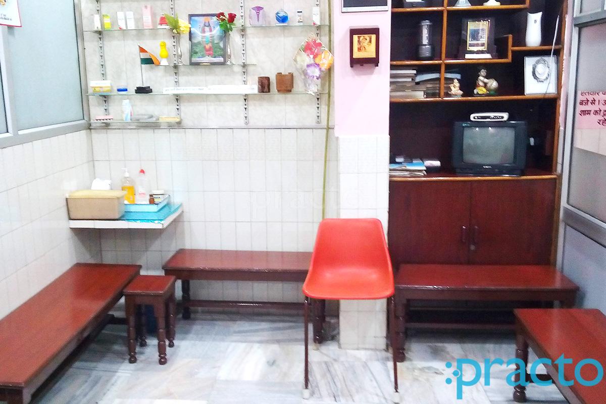 Waiting Area at Dr. K.K. Sharma Clinic Shaheed bhagat singh nagar Ludhiana