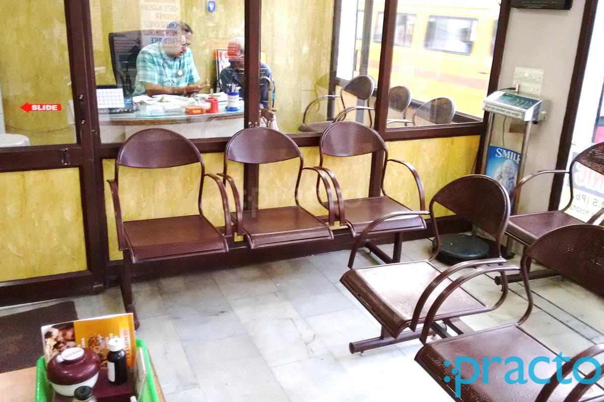 Waiting Area at J.S.R. Clinic Durgapuri Ludhiana