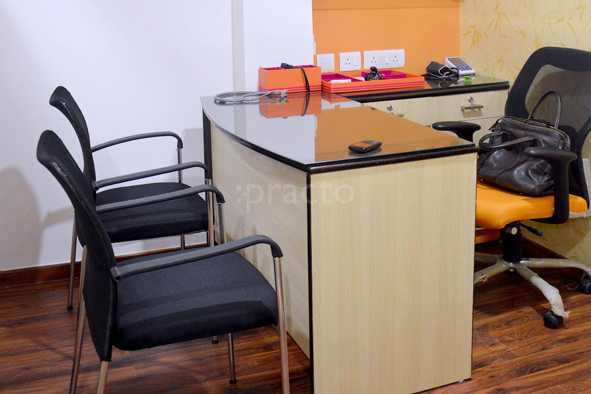 OPD/Ward at Dr Ameeta Manchanda's Holistic Homeopathy Sector 18 Noida