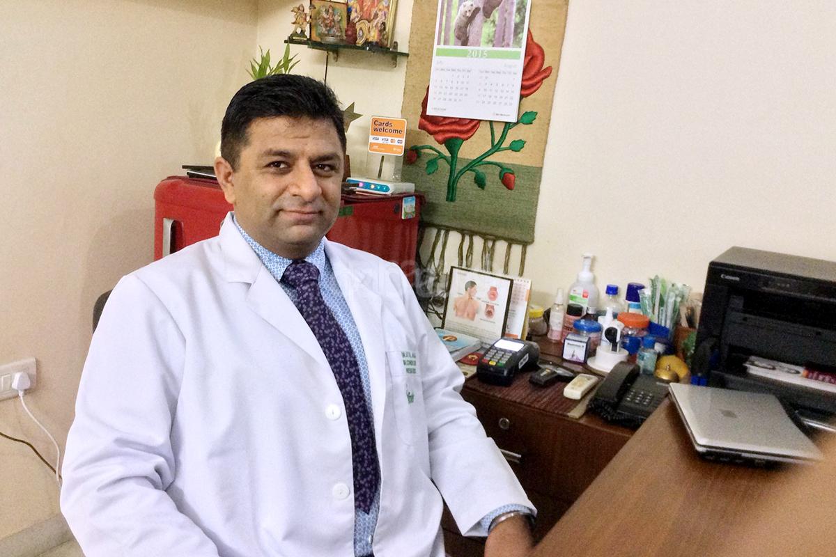 OPD/Ward at Dr. Atul Ahuja's Clinic South City-II Gurgaon