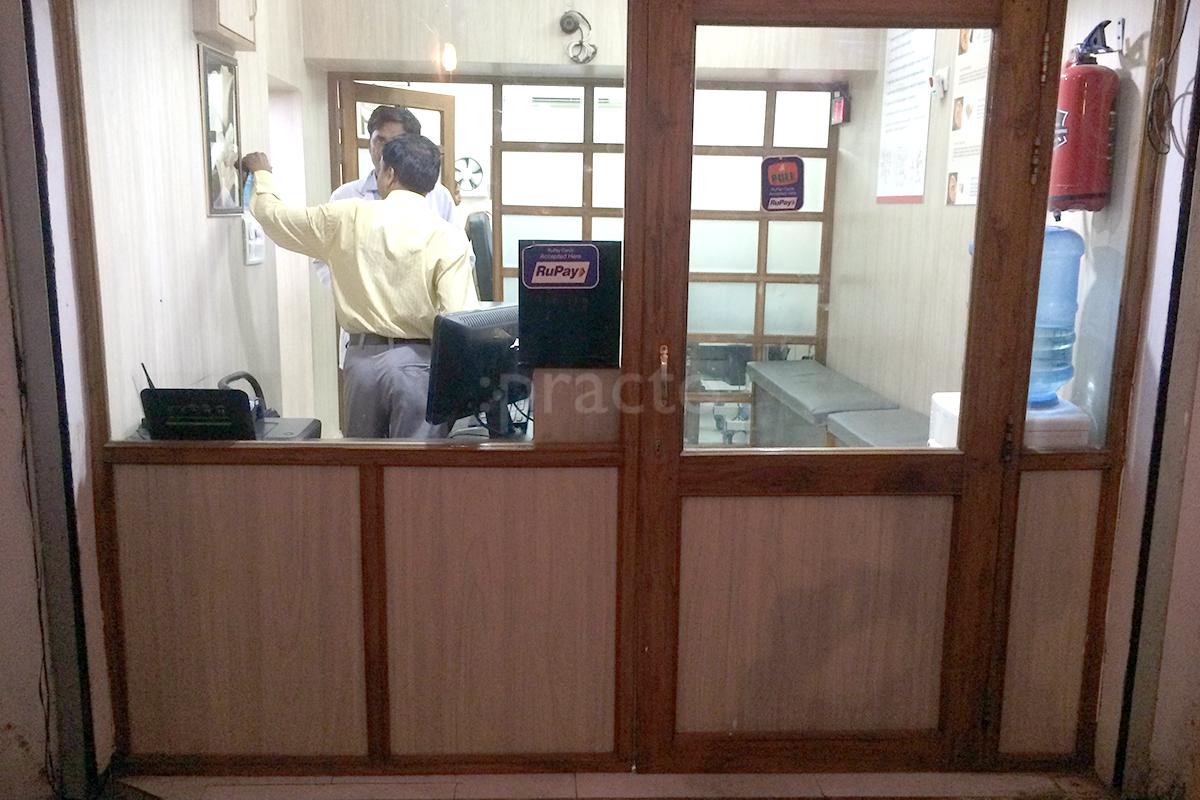 Dr Rajiv Khanna Clinic Alambagh Lucknow
