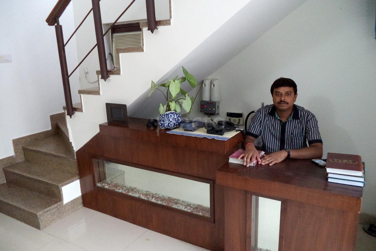 Reception at Aastha Dental & ENT Clinic Panchsheel Park Delhi
