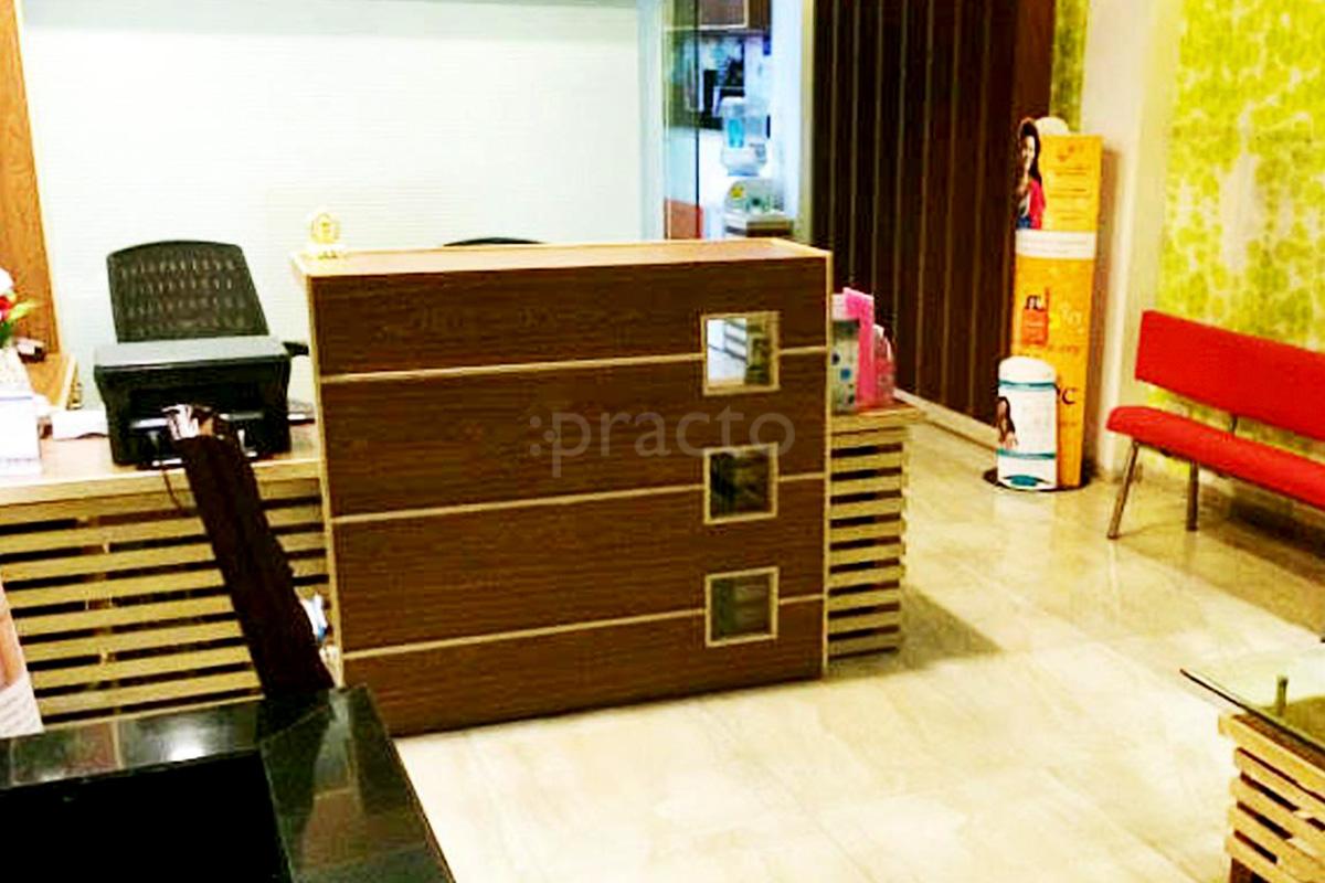 Reception at Aastha Medical Centre Lajpat Nagar Delhi