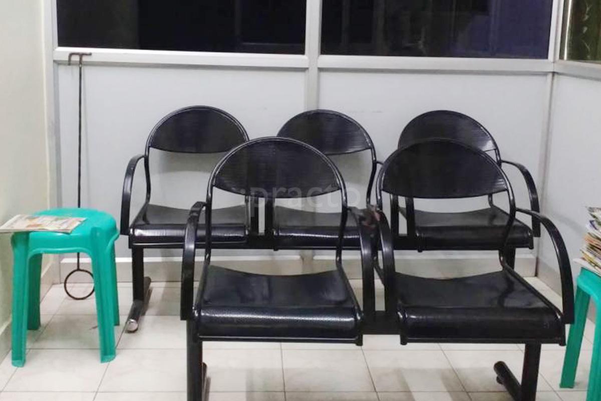 Waiting Area at Abhinaya Dental Clinic Thiruvanmiyur Chennai