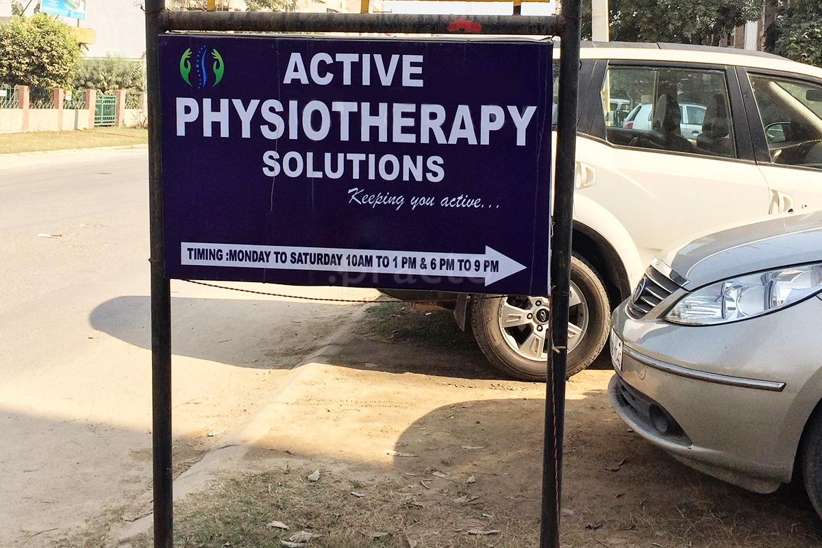 Entrance at Active Physiotherapy Solutions Gurgaon Sector 57 Gurgaon