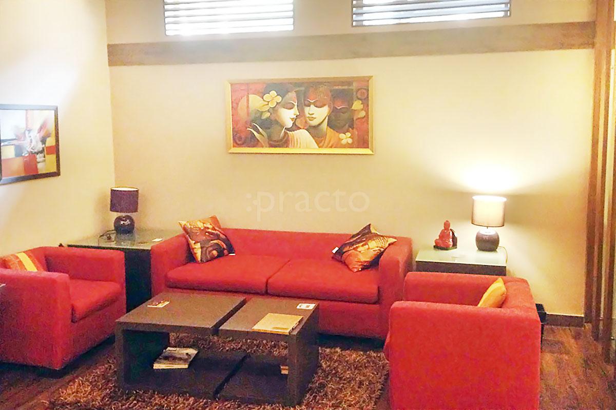 Waiting Area at Aesthetic Dental Lounge Chanakyapuri Delhi