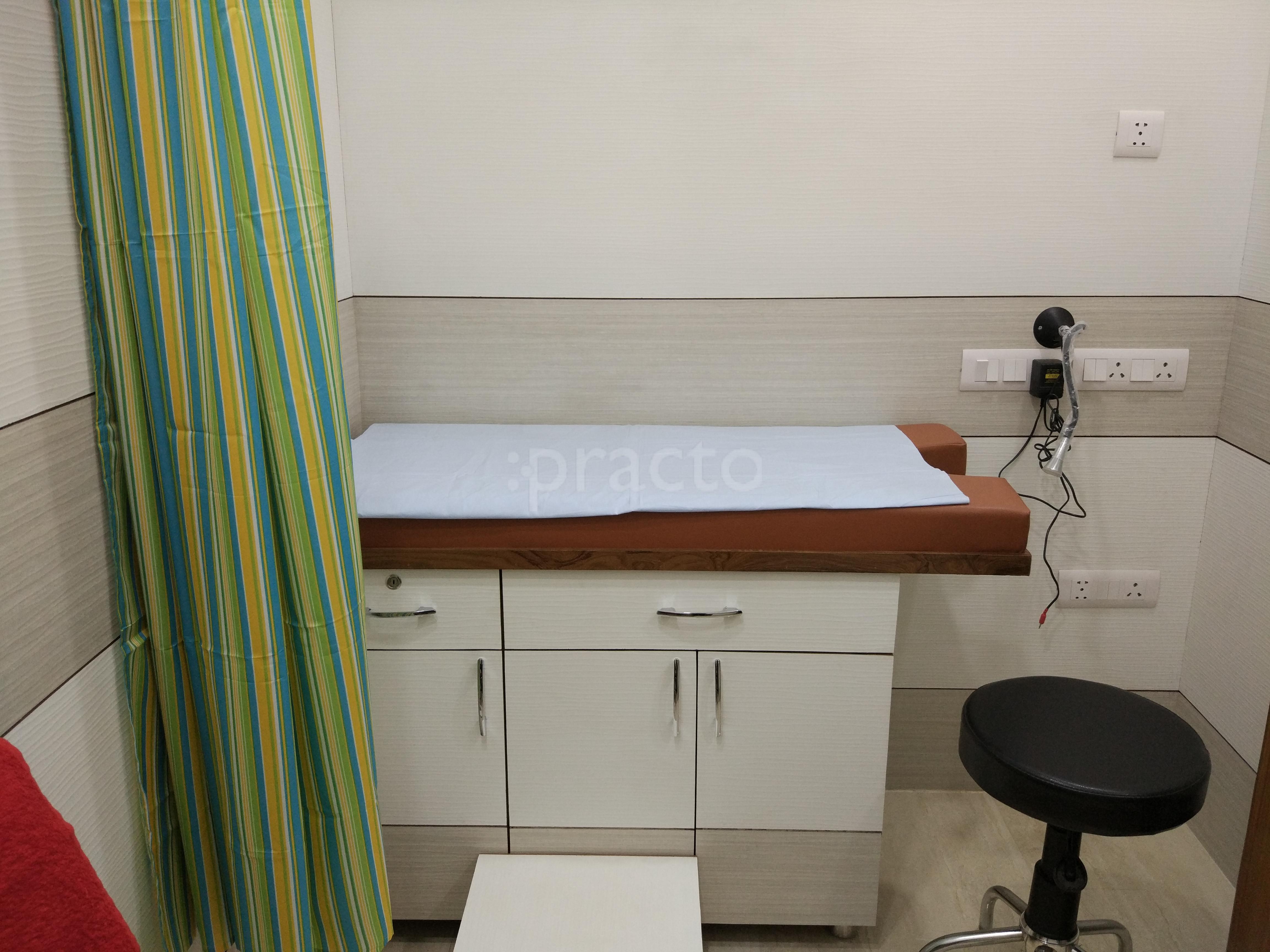 Services at Agarwal Obs and Gynae Clinic Paschim Vihar Delhi