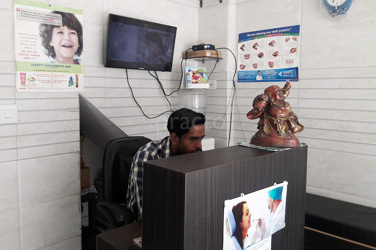 Reception at All Smiles Dental Clinic Rohini Delhi