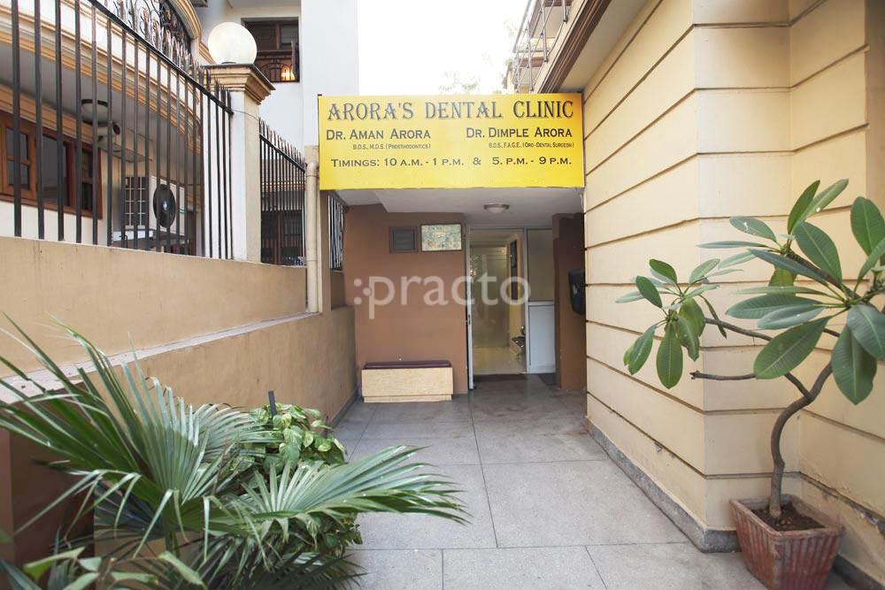 Entrance at Arora's Dental Clinic Ashok Vihar Delhi