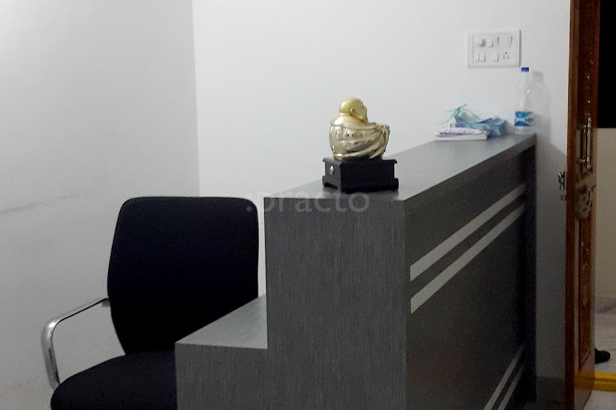 Reception at Ashraya Clinic Vidyanagar Hyderabad