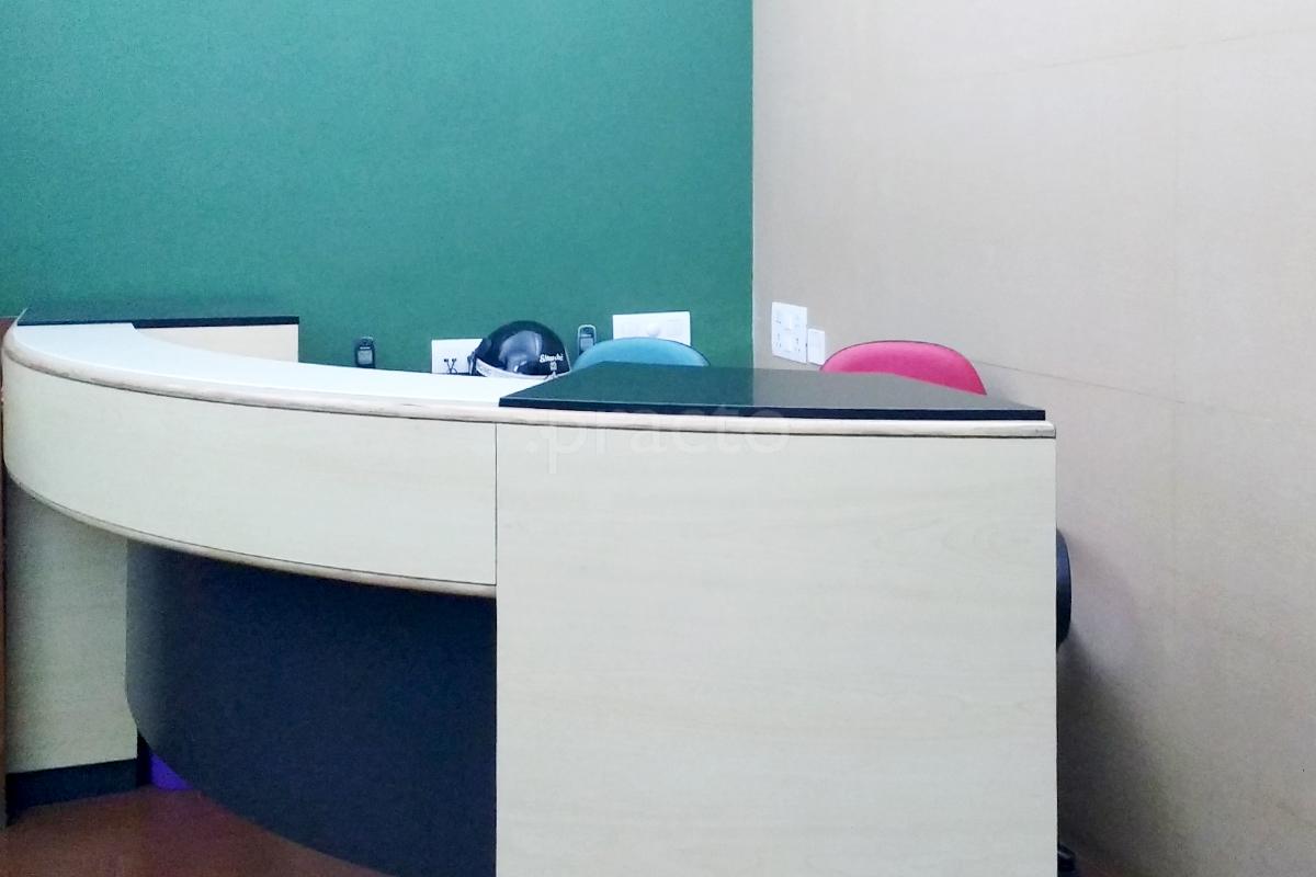 Reception at Atmajyoti Clinic Ellora Park Vadodara