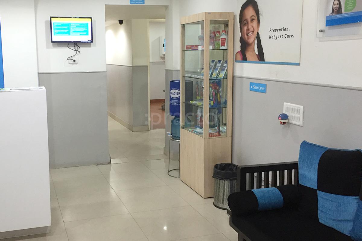 Waiting Area at Axiss Dental Clinic Greater Kailash Part 2 Delhi