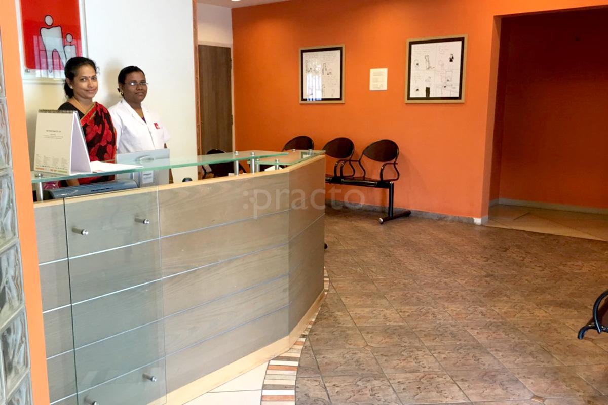 Reception at Balaji Dental Centre Ramanathapuram Coimbatore