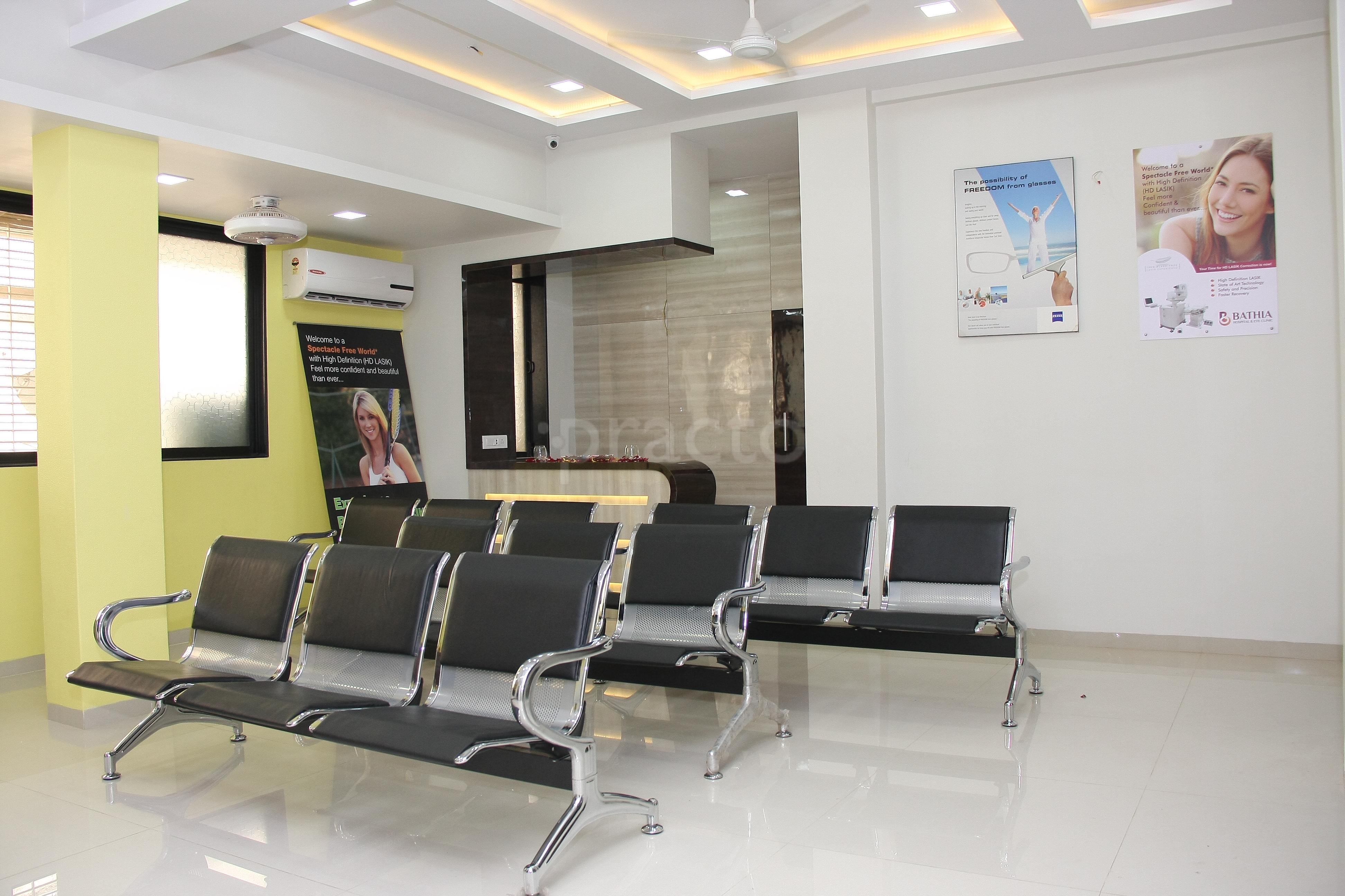 Reception at Bathia Eyes Clinic Borivali West Mumbai