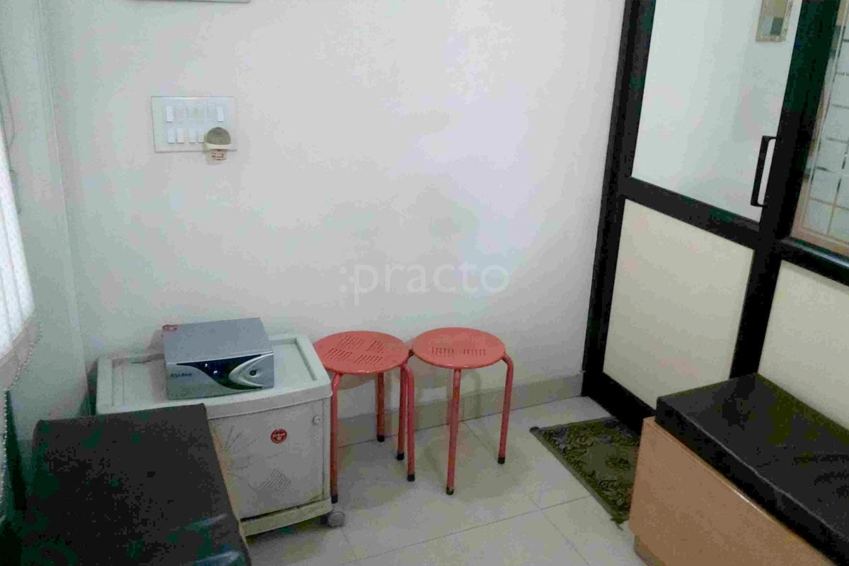Waiting Area at Bhargav Dental Care Centre Dwarka Delhi