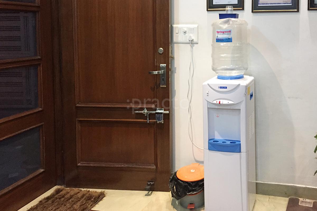 Entrance at Bhatnagar Dental & Orthodontic Centre Sector-38 Chandigarh