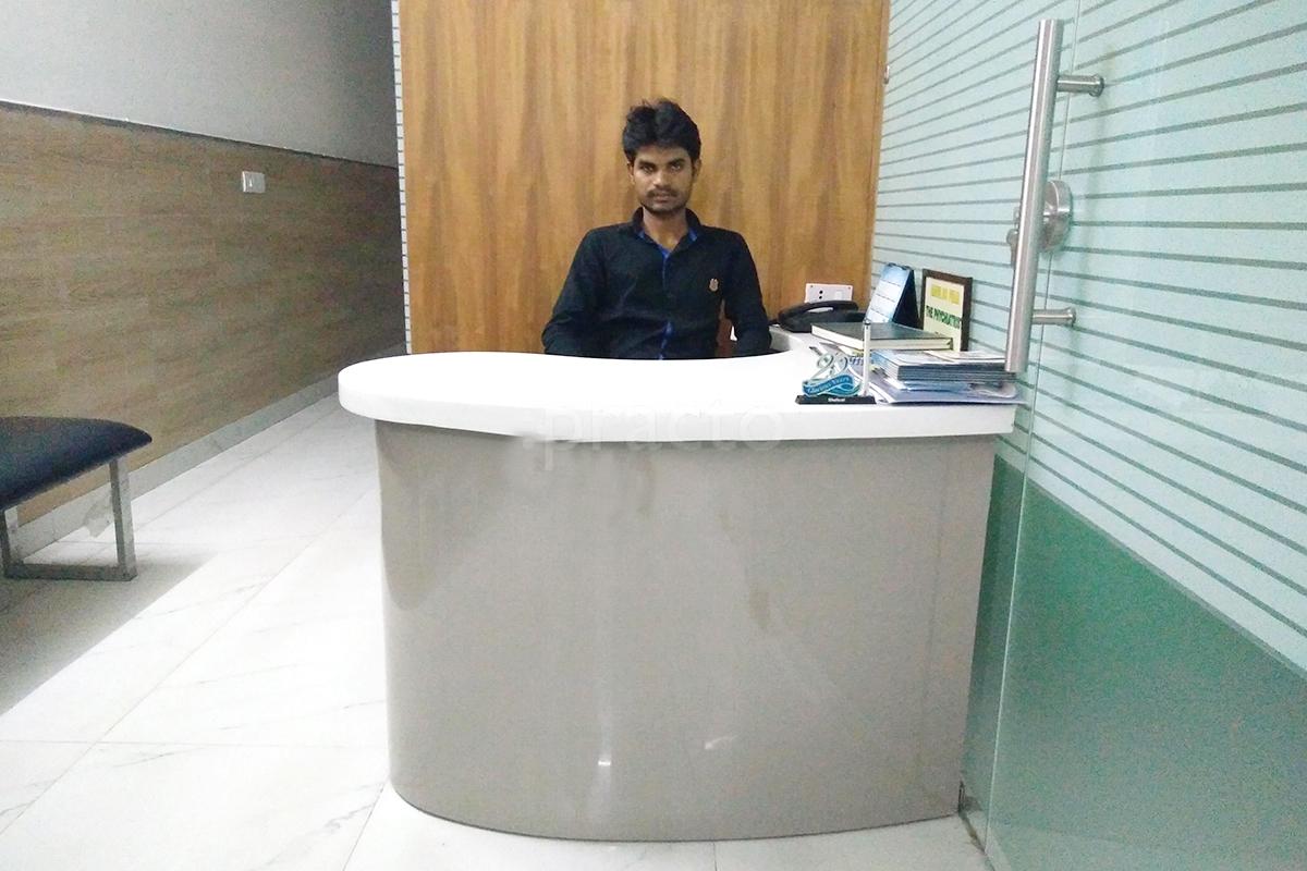 Reception at Bone & Joint Clinic Punjabi Bagh Delhi