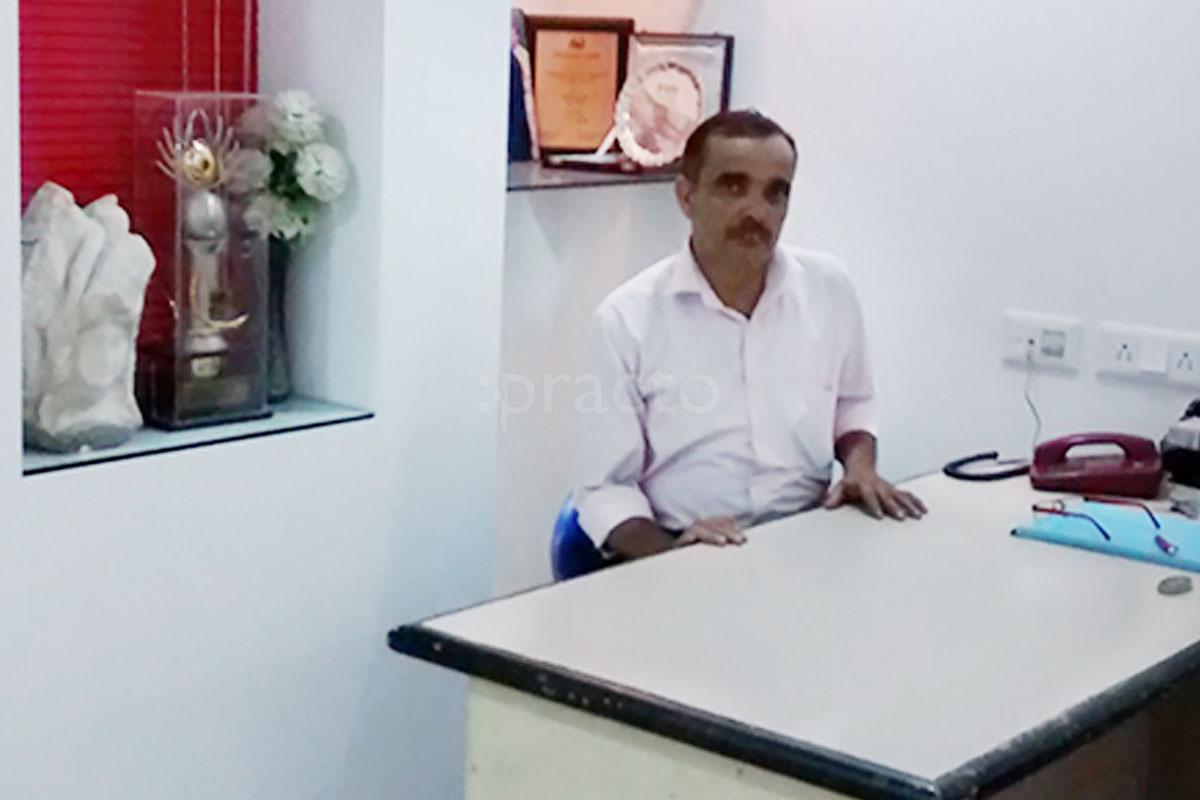 Reception at Bone and Joint Speciality Clinic Ashok Vihar Phase 1 Delhi