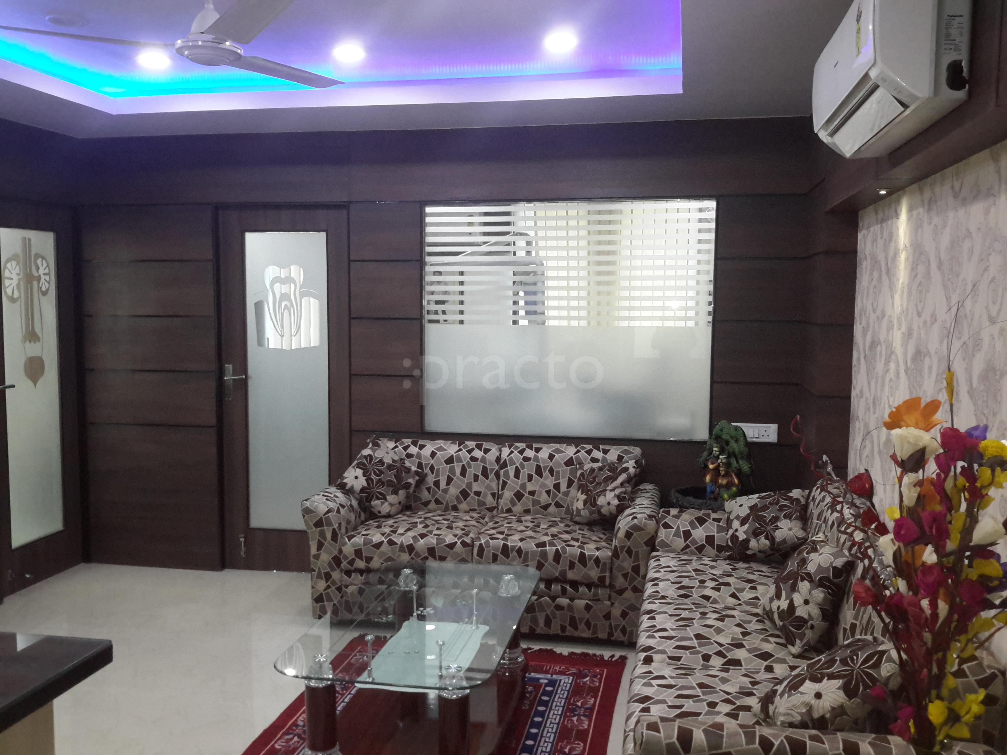 Reception at Capital Urology and Dental Clinic Civil Lines Jaipur