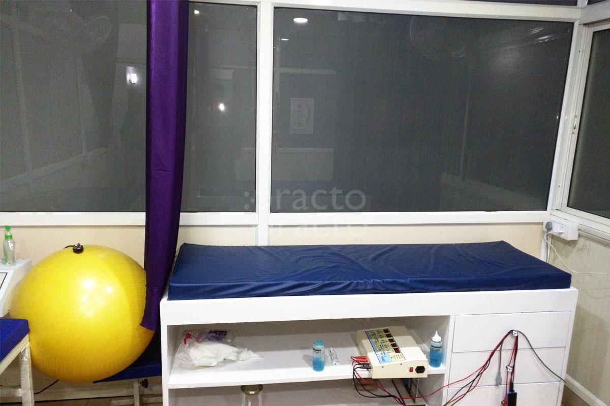 OPD/Ward at Care Physiotherapy Clinic Crossings Republik Ghaziabad